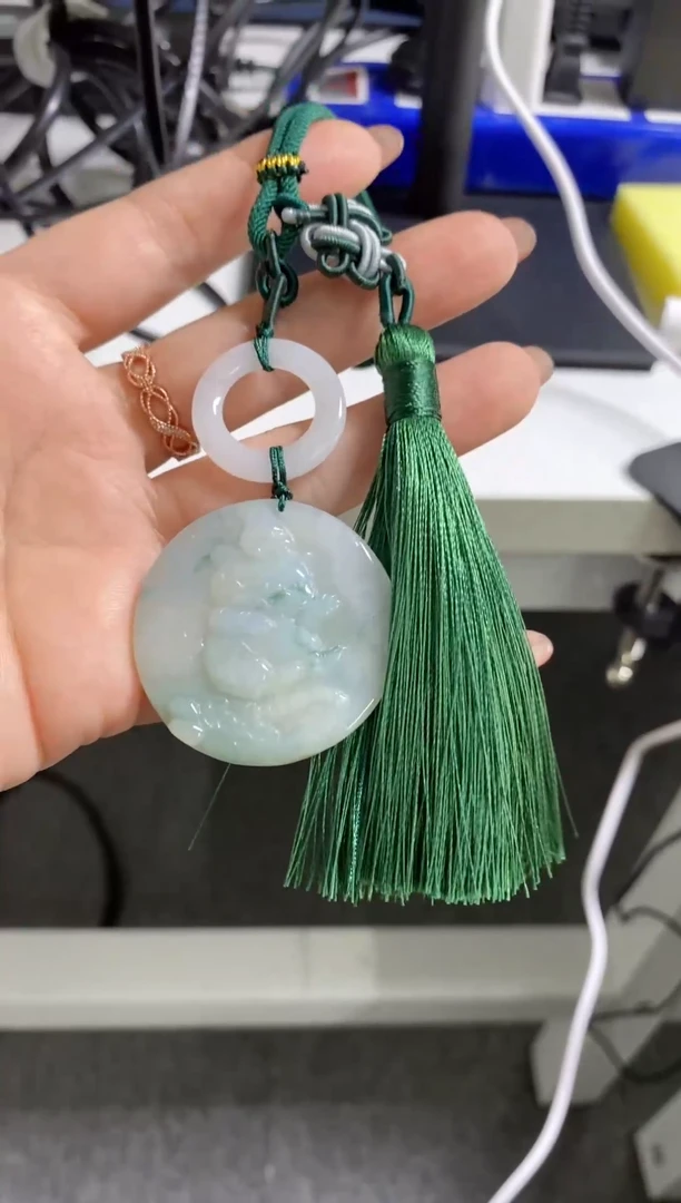 【闪购商品】翡翠颈饰未镶嵌天然缅甸翡翠A货随型挂件