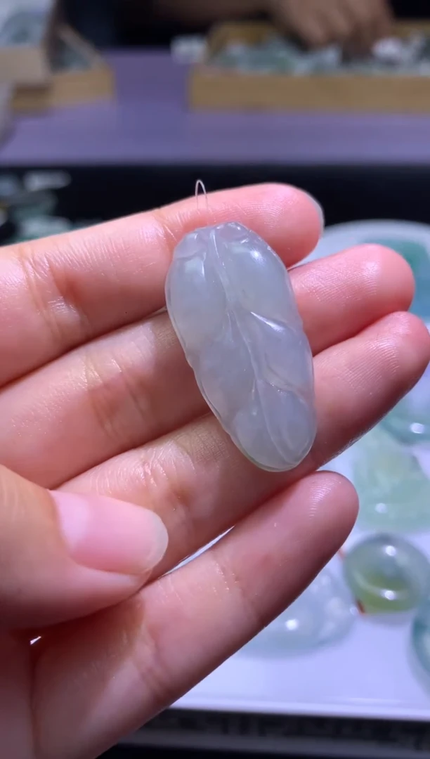 定制翡翠未镶嵌毛货