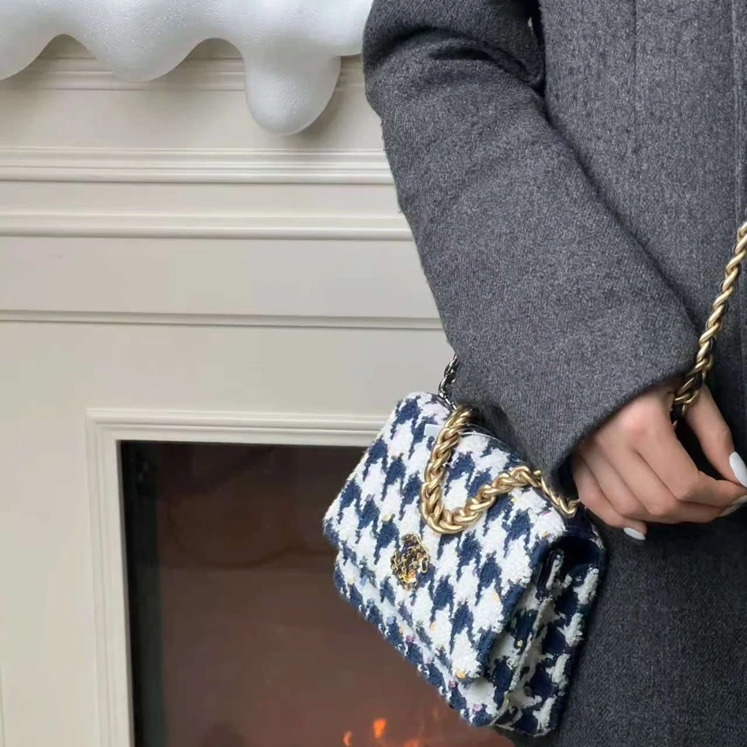 99新 Chanel/香奈儿 19bag woc蓝白千鸟格毛呢/甄选