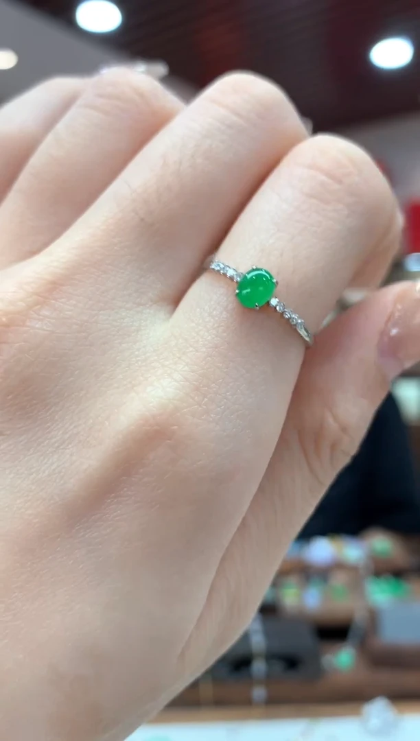 【闪购商品】翡翠戒指18K金镶嵌戒指