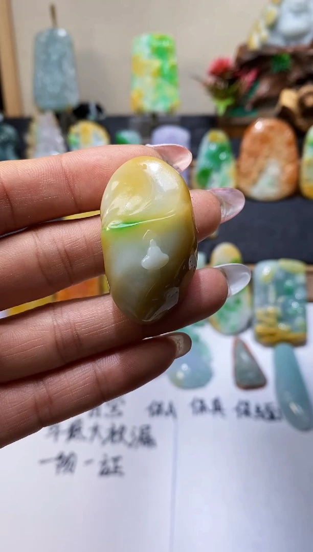 【闪购商品】定制翡翠未镶嵌A货翡翠