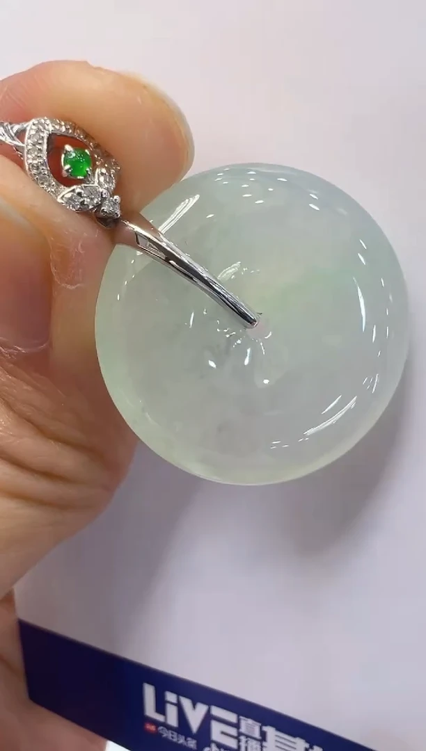 【闪购商品】翡翠吊坠(不含链)18K金镶嵌多样性团购发一件