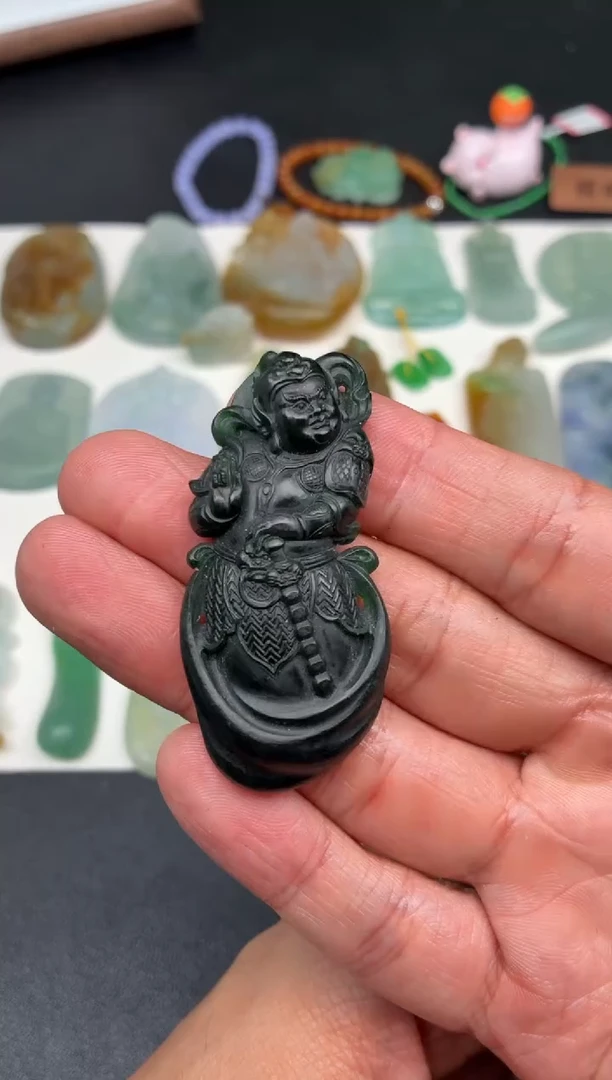 未镶嵌定制翡翠翡翠