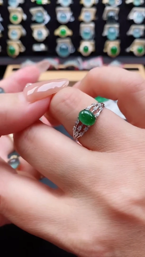 银S925镶嵌戒指翡翠1