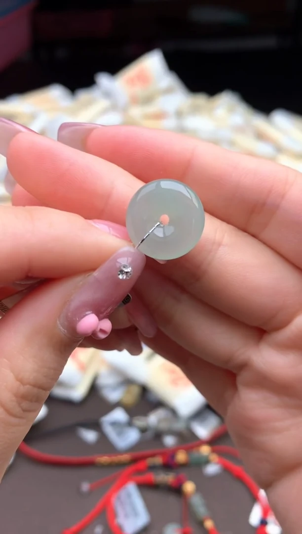 【闪购商品】翡翠挂件未镶嵌—