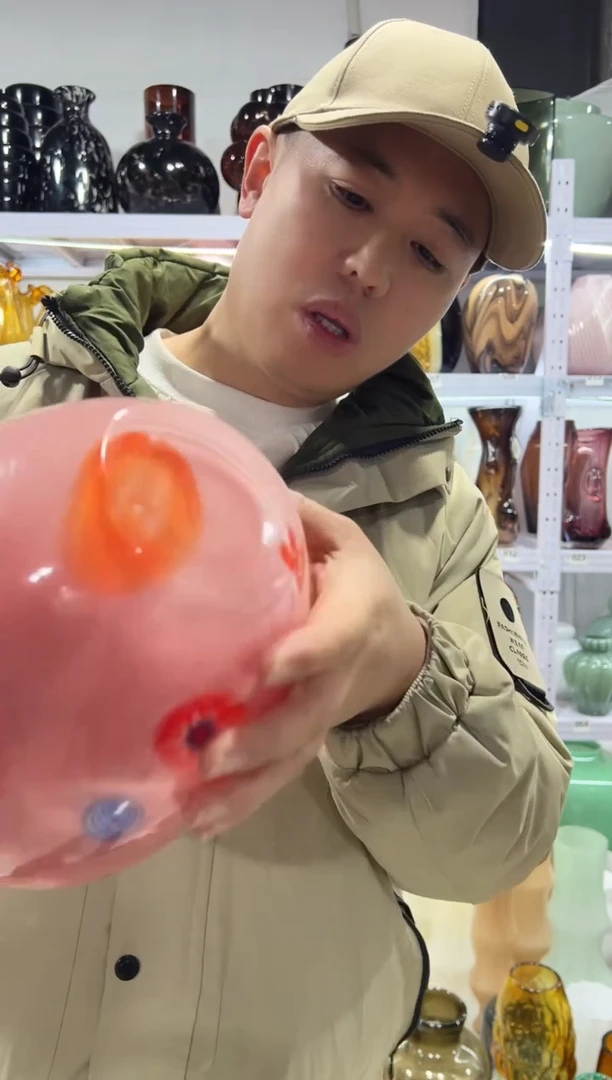 粉色万花琉璃花瓶微瑕介意勿拍