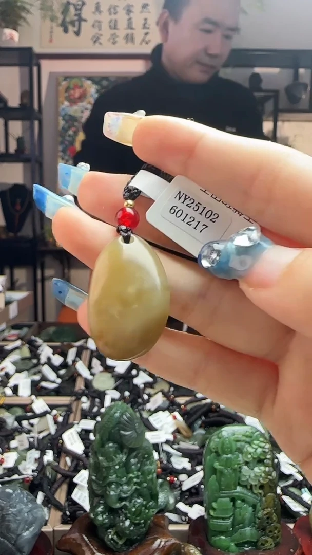 颈饰未镶嵌和田玉1217