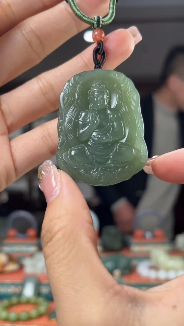 【闪购商品】和田玉颈饰未镶嵌佩佩猪 狗