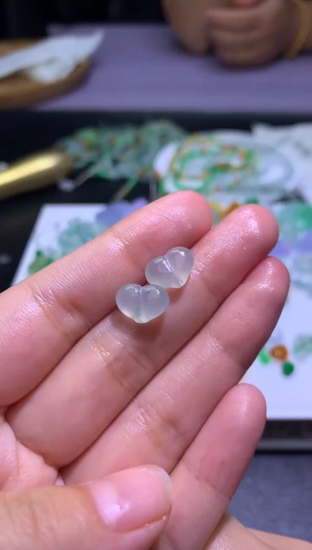 未镶嵌定制翡翠毛货