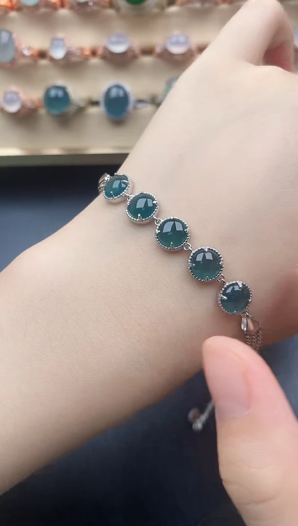 未镶嵌手链翡翠一物一证一礼盒