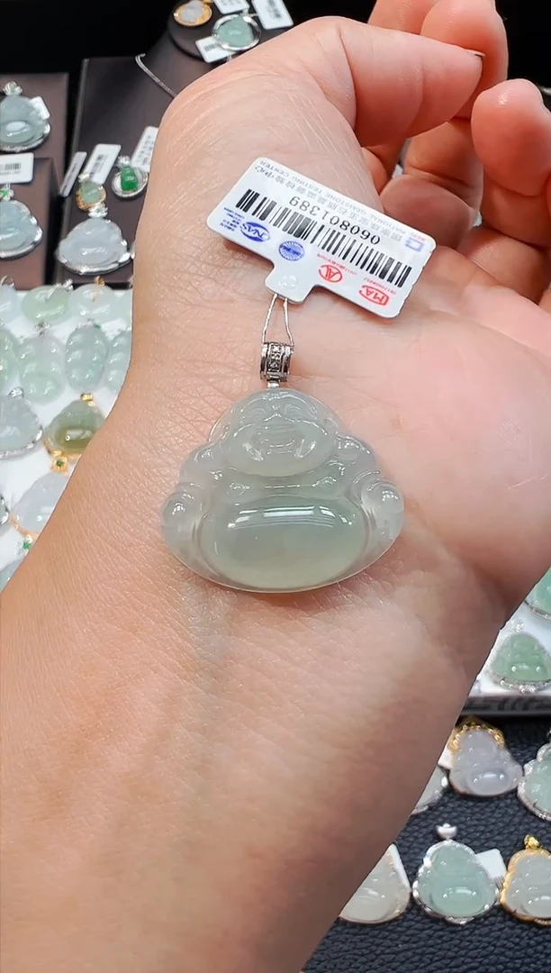 吊坠(不含链)18K金镶嵌翡翠佛公吊坠