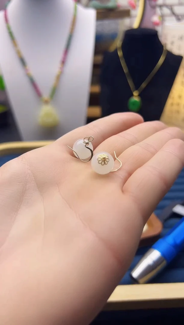 【闪购商品】和田玉耳饰14K金镶嵌E118