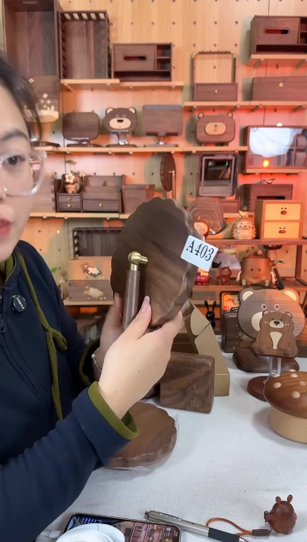 木403号北美黑胡桃花瓣镜子