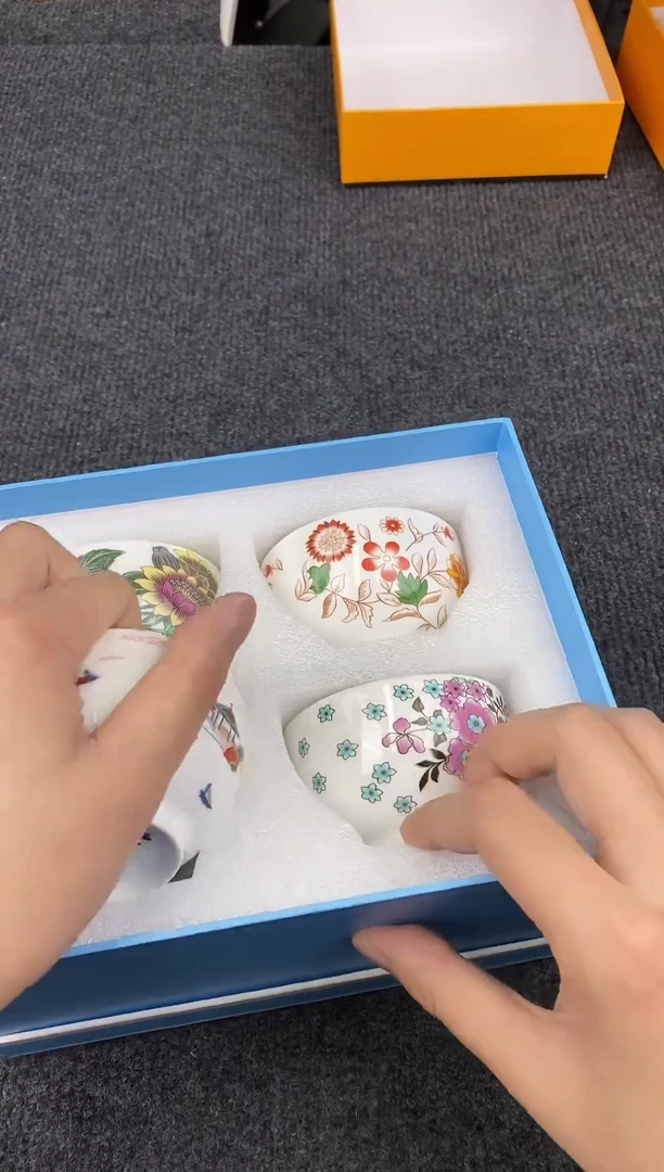 瓷片手工商品，没有品牌