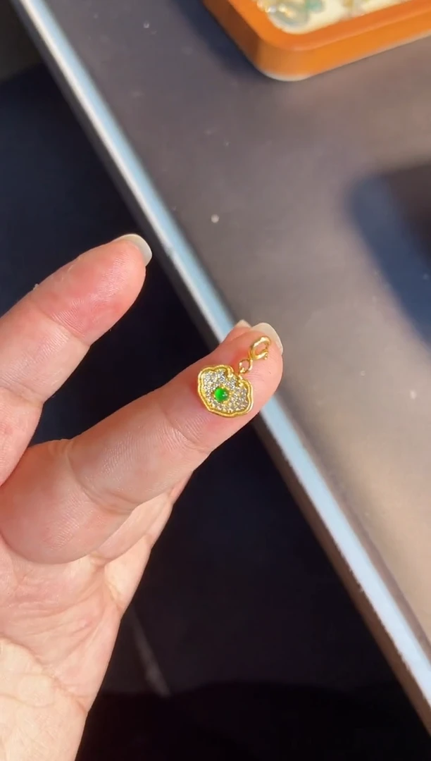 吊坠(不含链)银S925镶嵌翡翠1