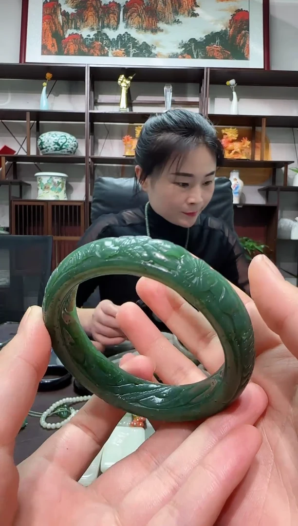 颈饰未镶嵌和田玉 61
