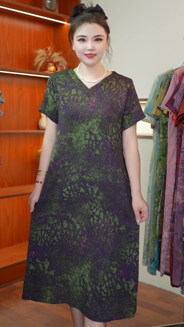 【星空紫】2026夏季新款时尚气质显瘦百搭中长款连衣裙