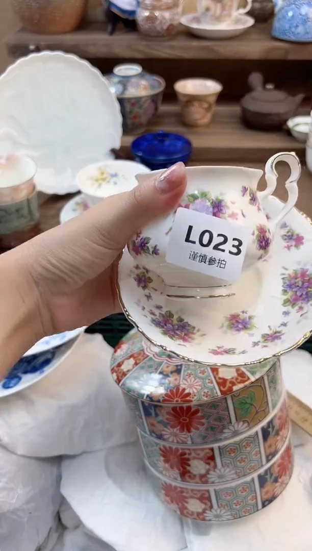 瓷片小***品        23