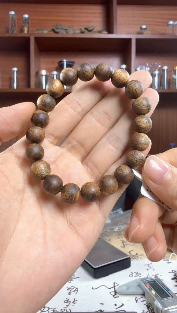 沉香手串奇楠沉香陆河卡1.0圆珠单圈手串多样性发一