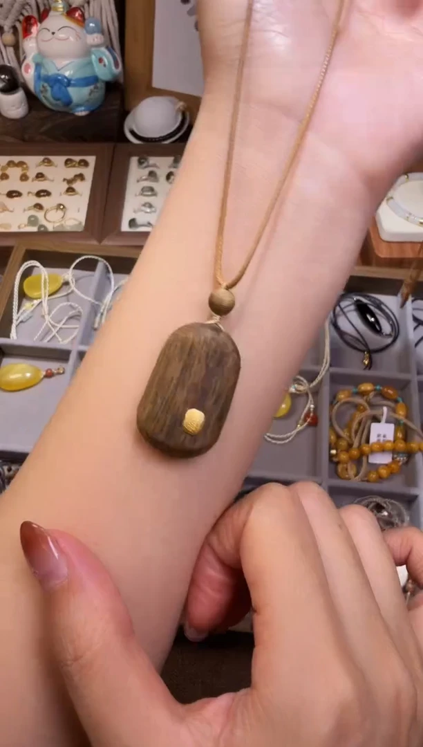 水晶摆件未镶嵌吊坠