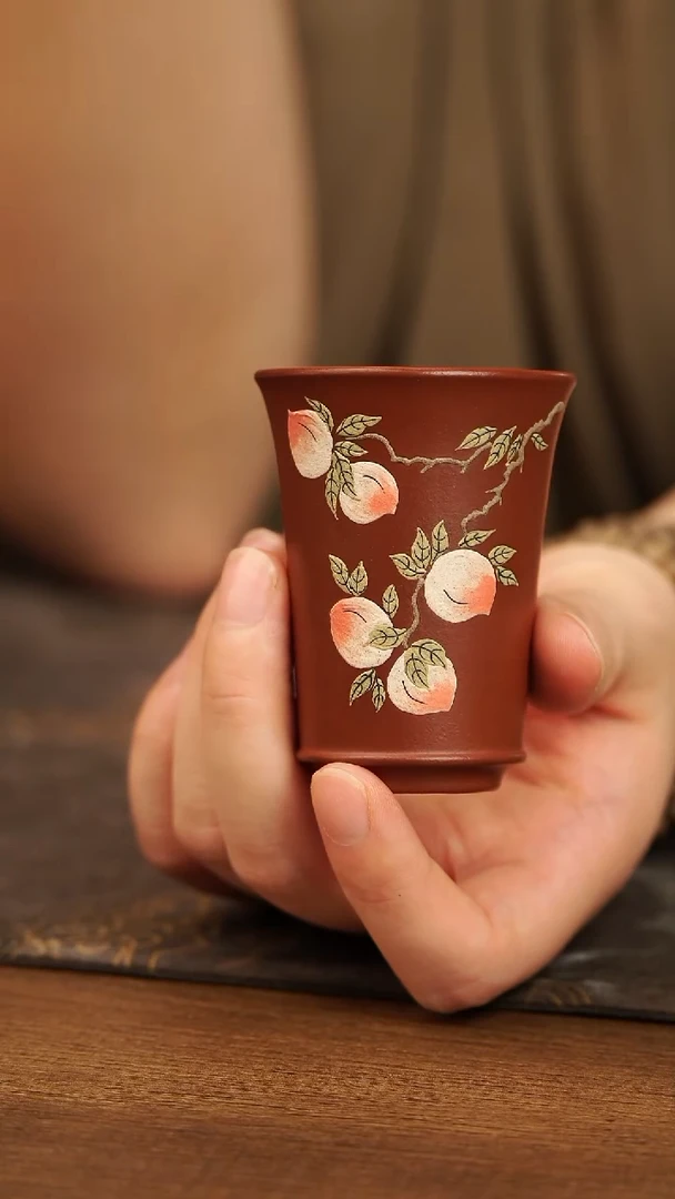 紫砂茶宠五福寿桃主人杯 红泥