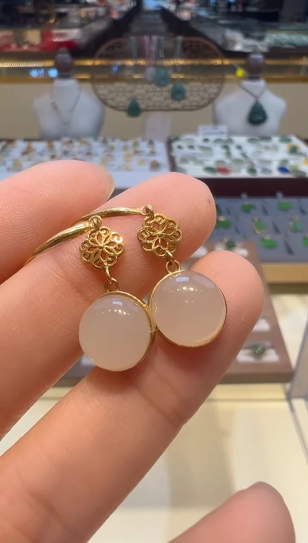 【闪购商品】和田玉耳饰18K金镶嵌22