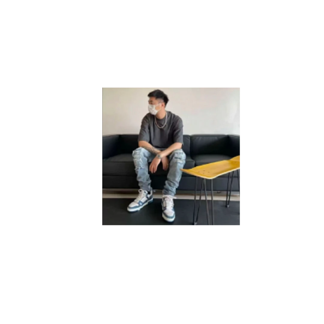 【专柜正品】L V Trainer+皮面潮流时尚百搭板鞋