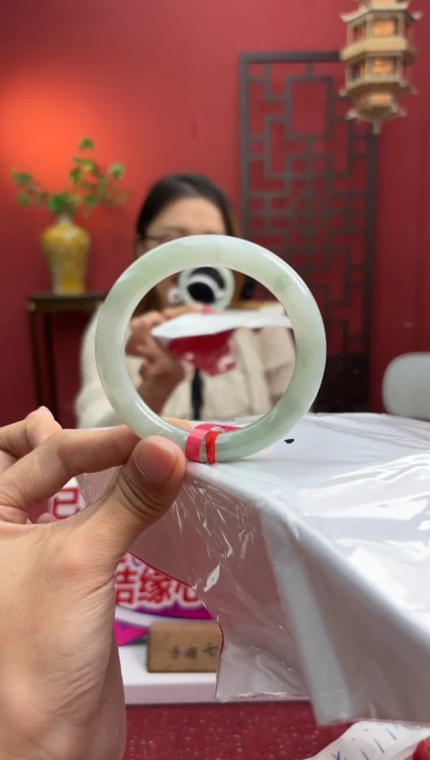未镶嵌手镯（圆镯）翡翠翡翠手镯6