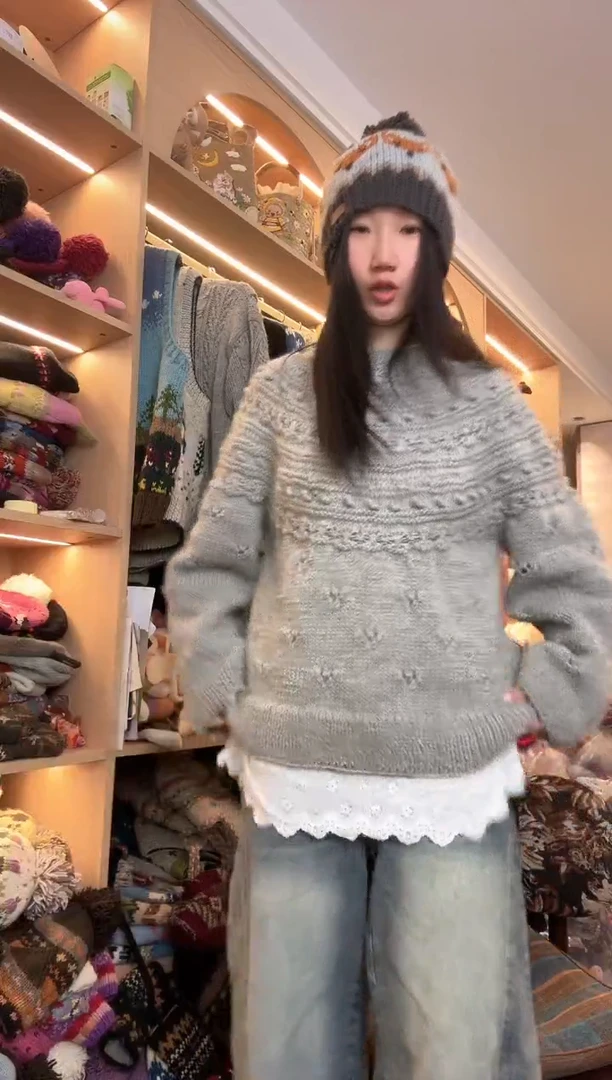 羊毛美利奴灰色套头毛衣