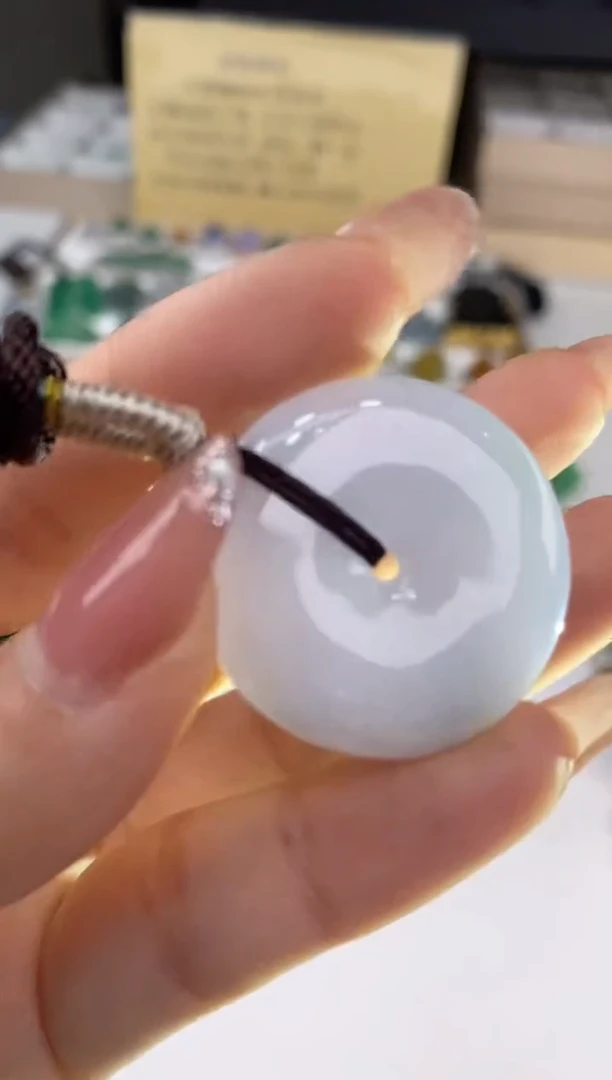 【闪购商品】翡翠吊坠(赠链)未镶嵌24701/静静聊翠