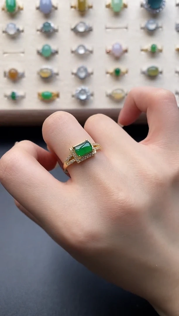 银S925镶嵌戒指翡翠一物一证一礼盒