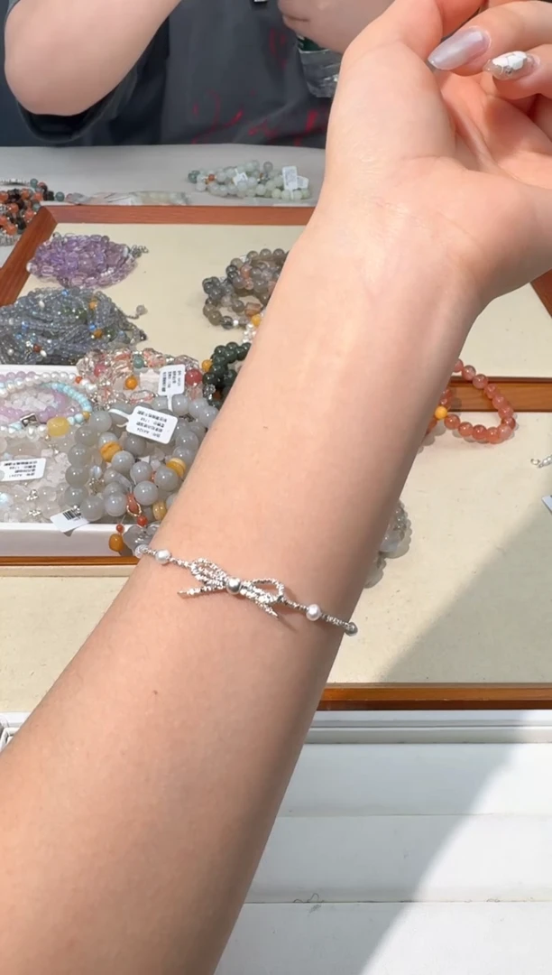 【闪购商品】淡水珍珠手绳银S925镶嵌J004珍珠碎银蝴蝶结款