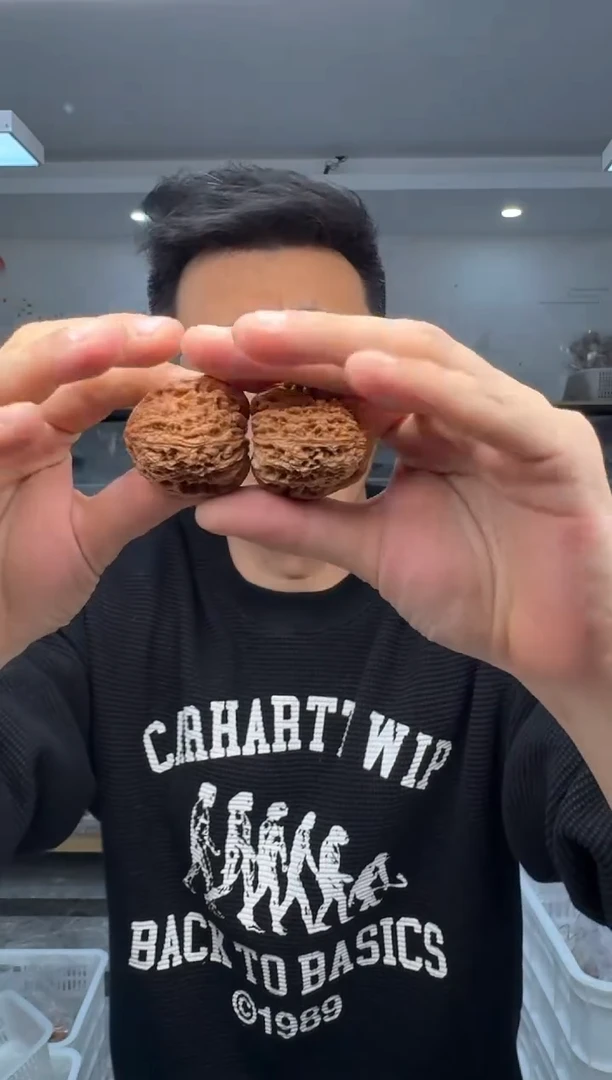 【闪购商品】文玩核桃把件36全品南疆石