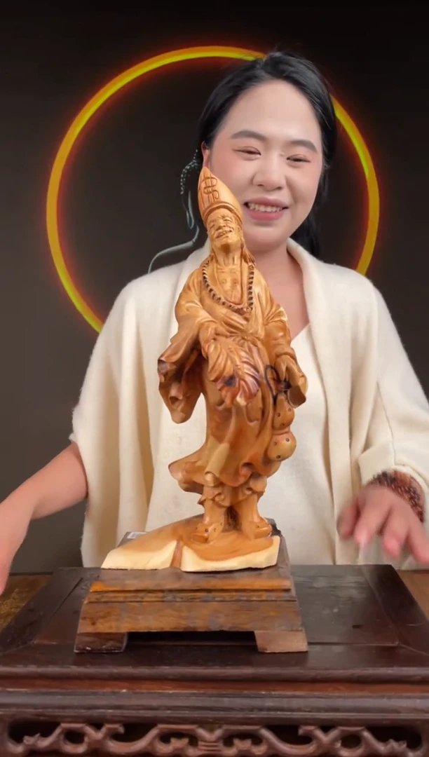 柏木（崖柏）手工摆件,先抢先得! 编号:99