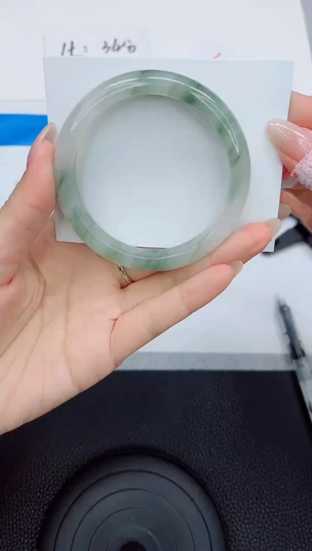 石英质玉手镯未镶嵌365-57