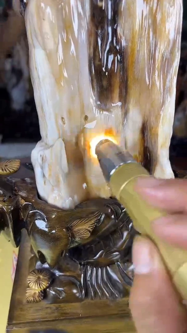 未镶嵌珠宝奇石硅化玉缅甸天然树化玉摆件