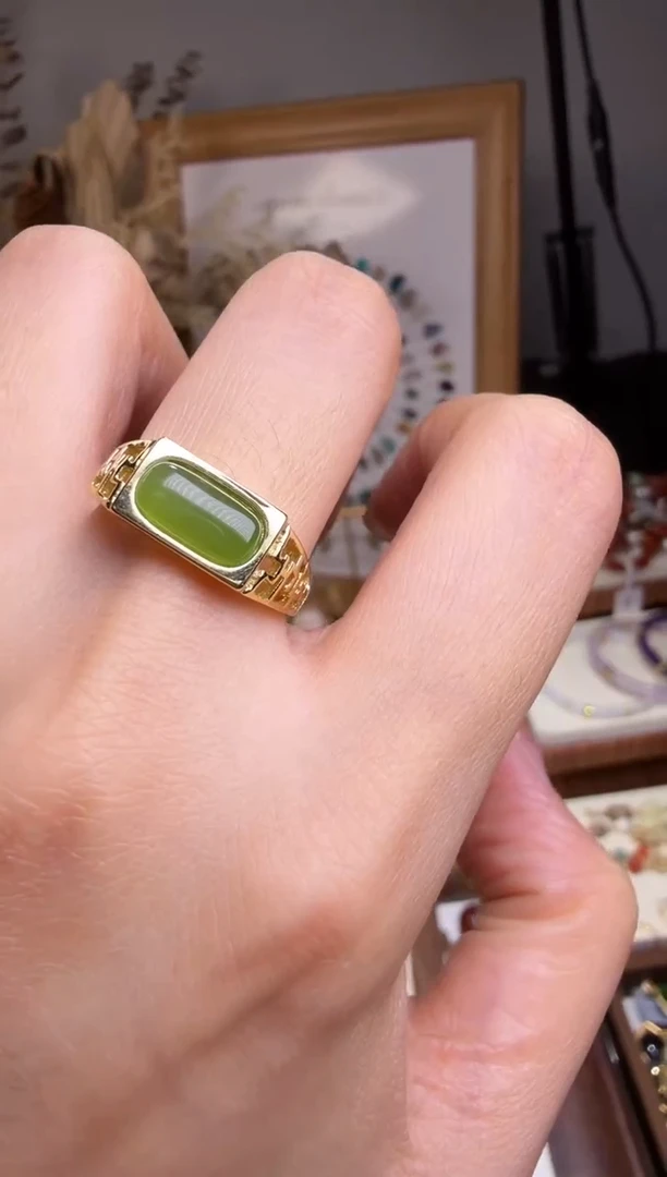 水晶摆件未镶嵌戒指