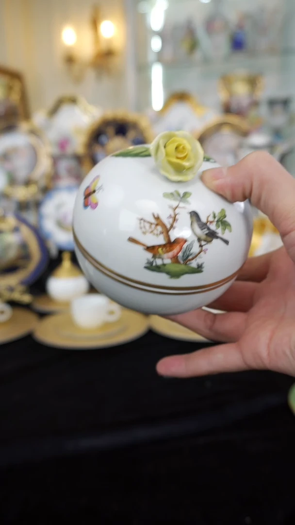 骨瓷婷婷中古器物如图所示189