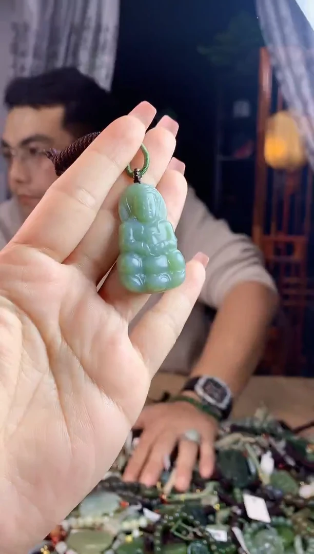 【闪购商品】和田玉挂件未镶嵌多样性发货拍一发一