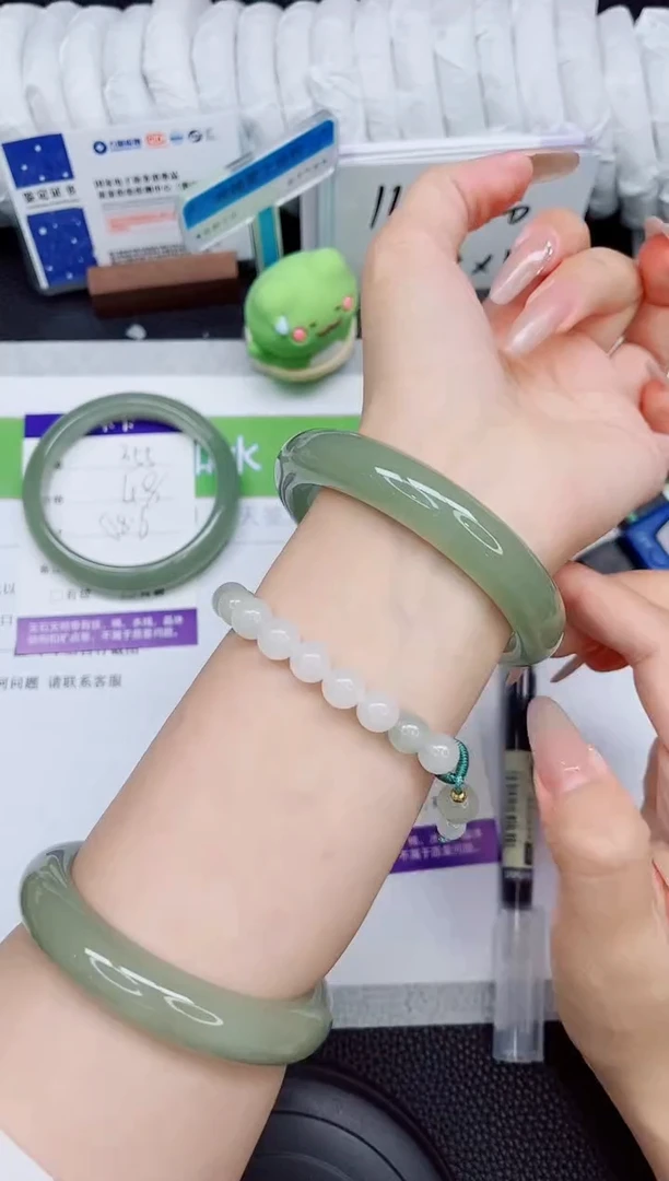 石英质玉手镯未镶嵌356-60.2