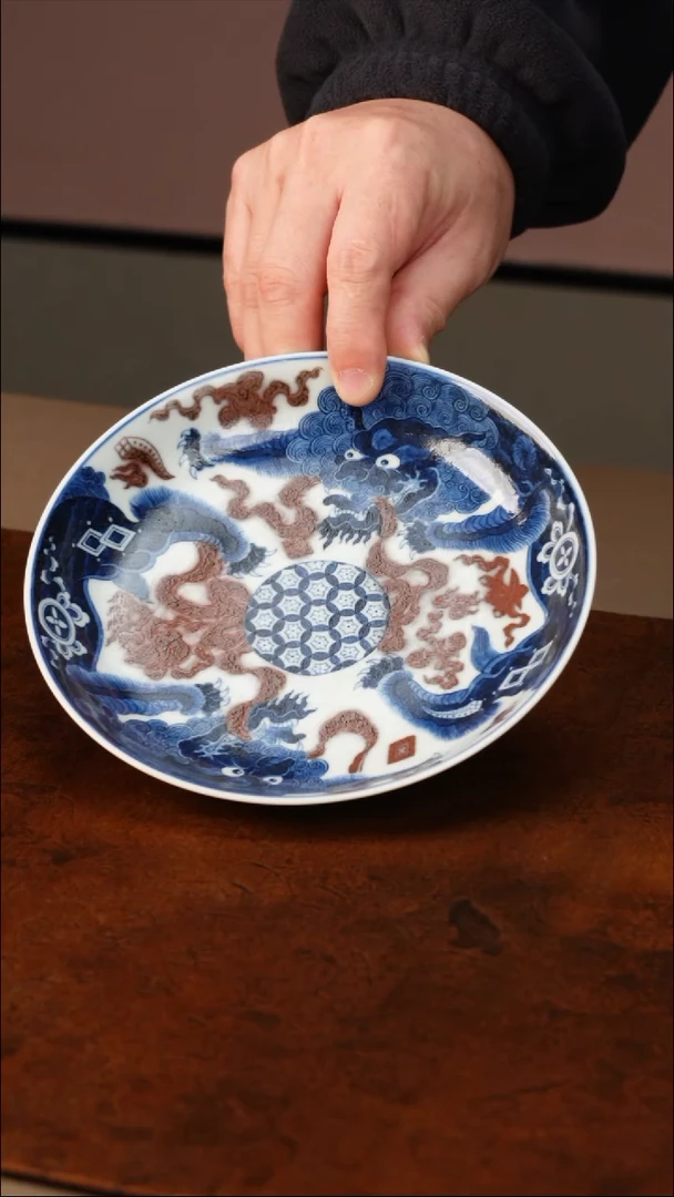 瓷又见春风青花釉里红狮子壶承