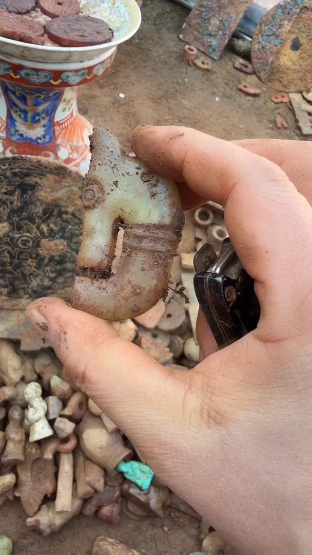 未镶嵌岫岩河磨玉（透闪石质玉）挂件天**空岫岩河磨玉