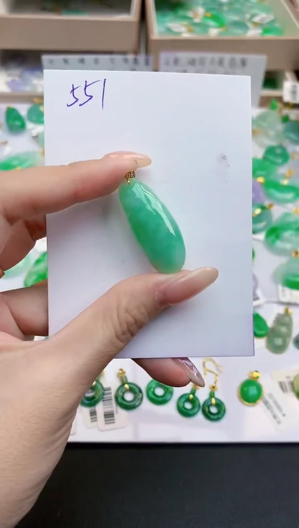 颈饰18K金镶嵌翡翠天然缅甸A货翡翠