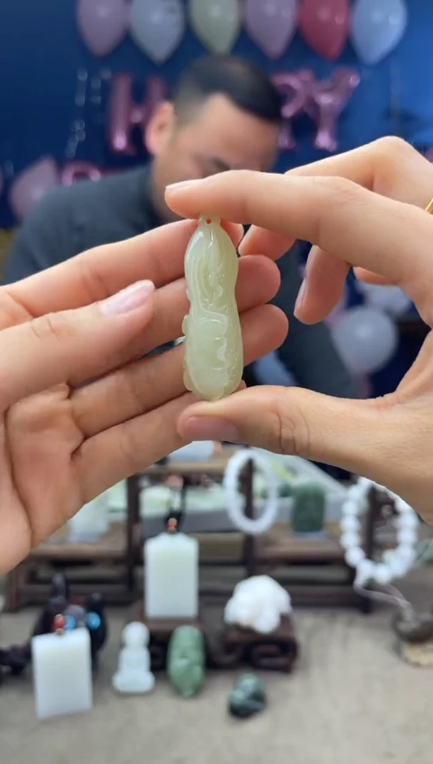 【闪购商品】和田玉颈饰未镶嵌1