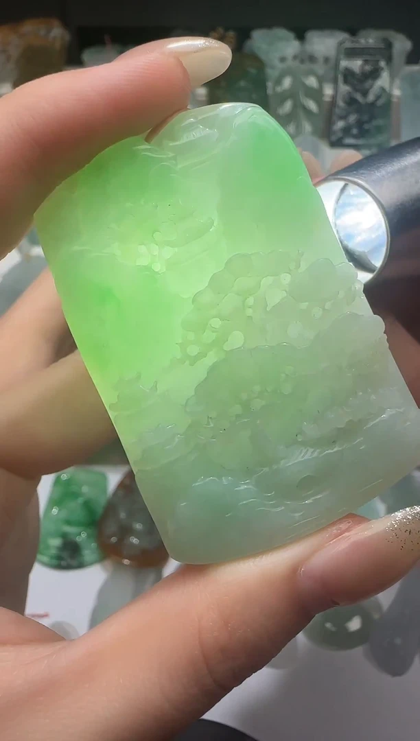 吊坠(不含链)未镶嵌翡翠天然缅甸A货翡翠山水牌