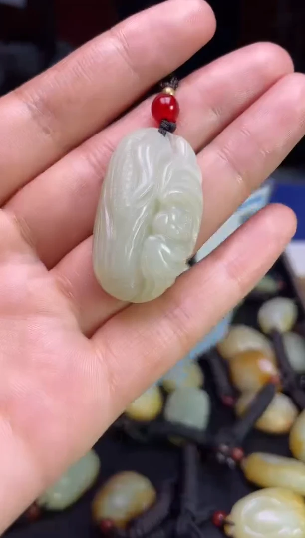 颈饰未镶嵌和田玉123