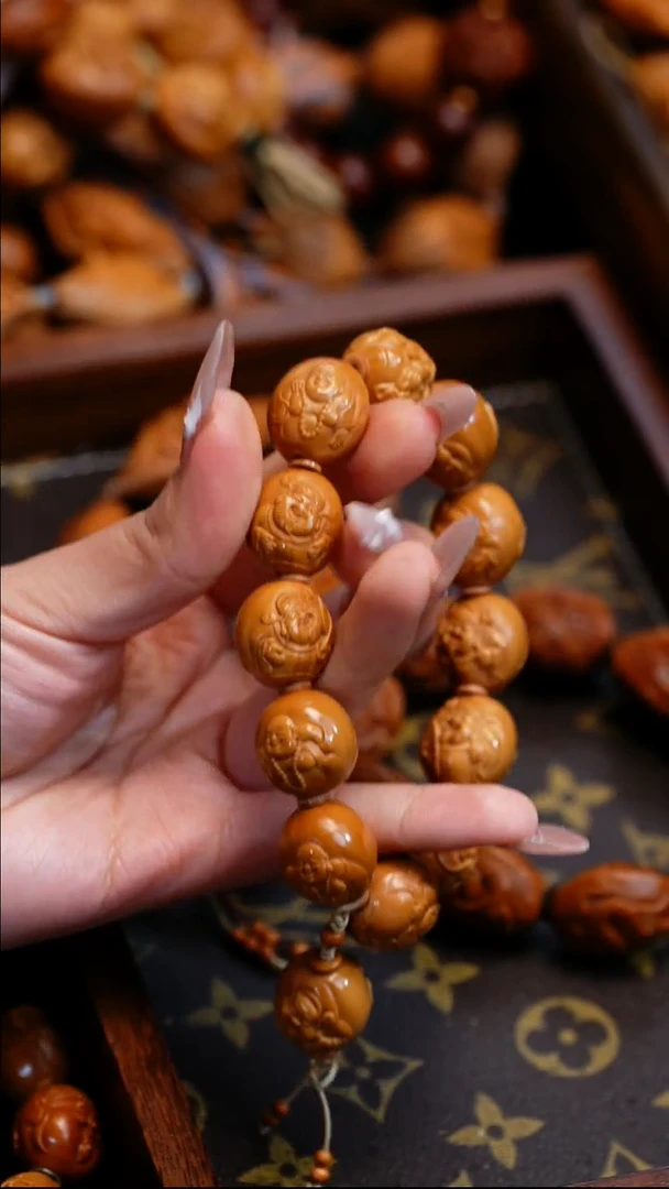 【闪购商品】橄榄核吊坠苏工橄榄核