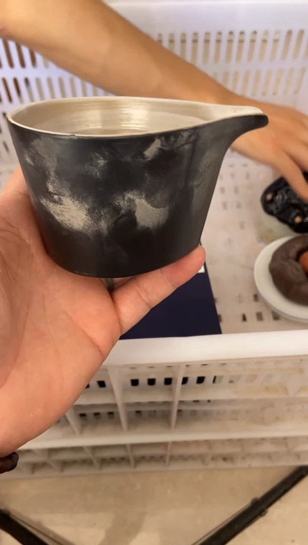 杯无运费险有瑕疵的摄影的产品有使用过的痕迹有点脏介意勿拍