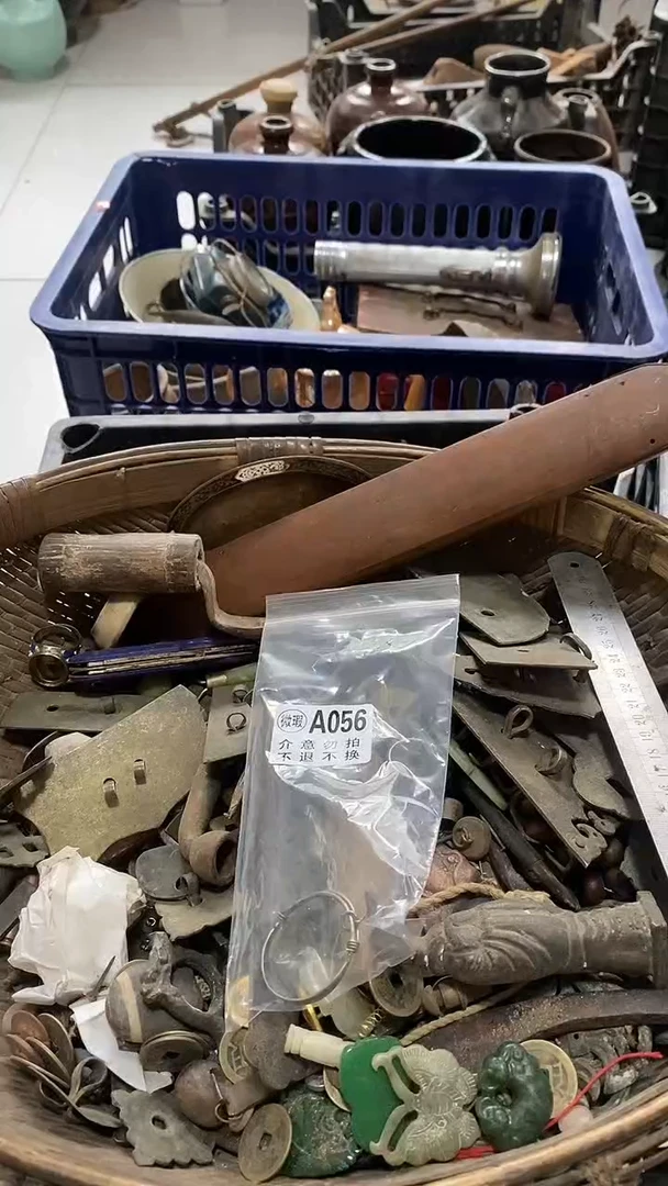 瓷片诚**仁陶瓷摆件，紫砂微瑕不退不换