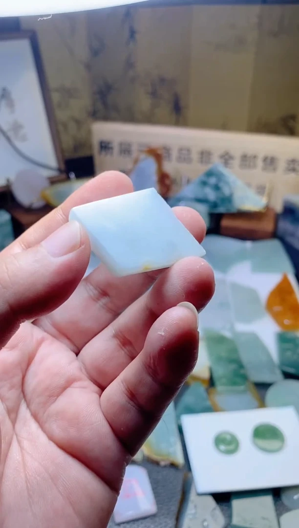 未镶嵌定制翡翠天然缅甸翡翠A货
